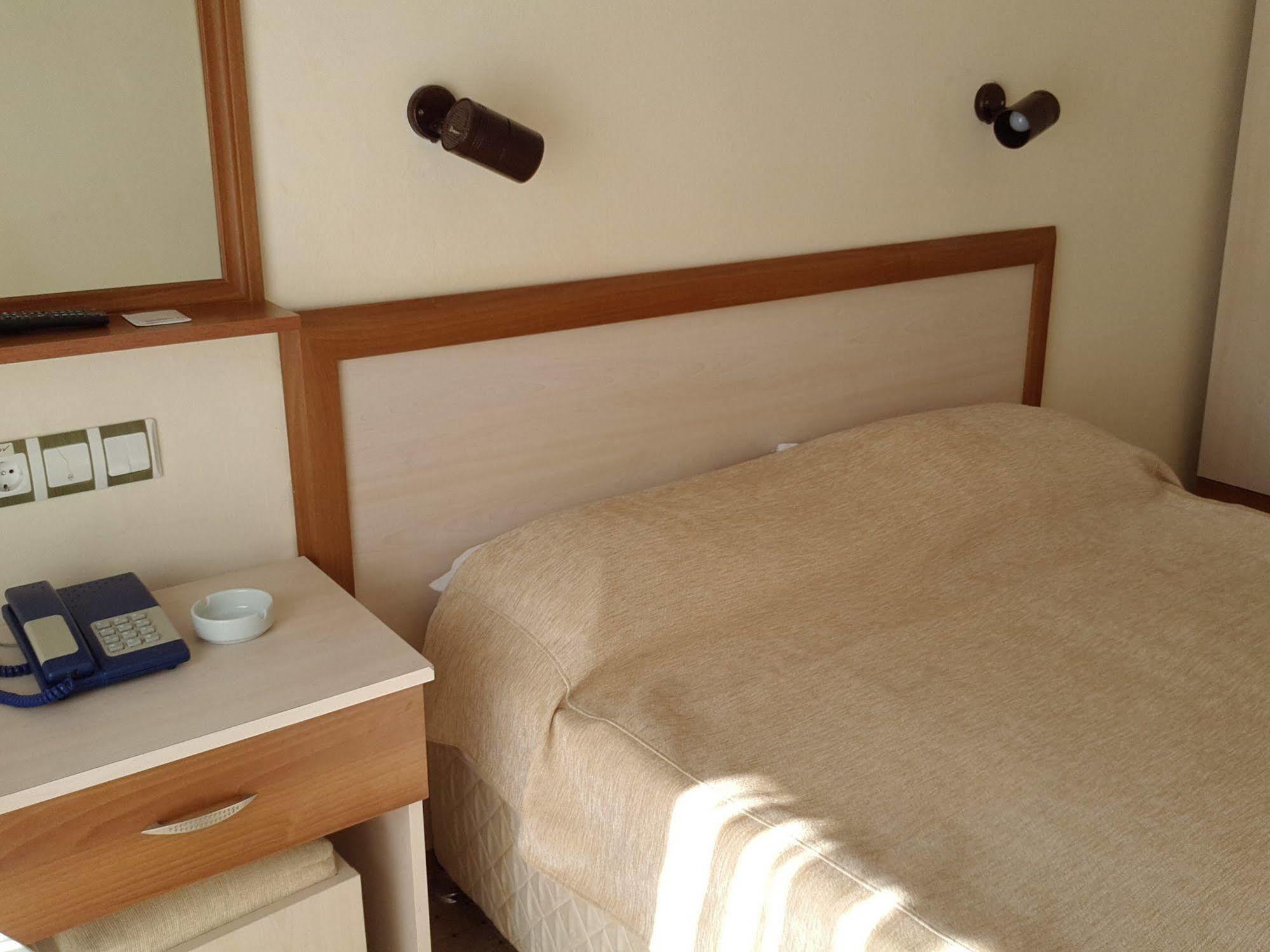 Saturn Hotel Kusadasi Exterior foto